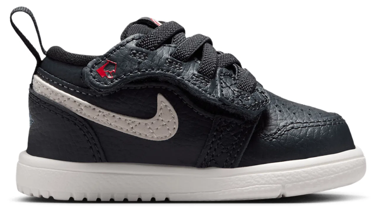Детские кроссовки для мальчиков с липучкой Jordan 1 Low Alt SE, Jordan, Sail/University Red/Off Noir