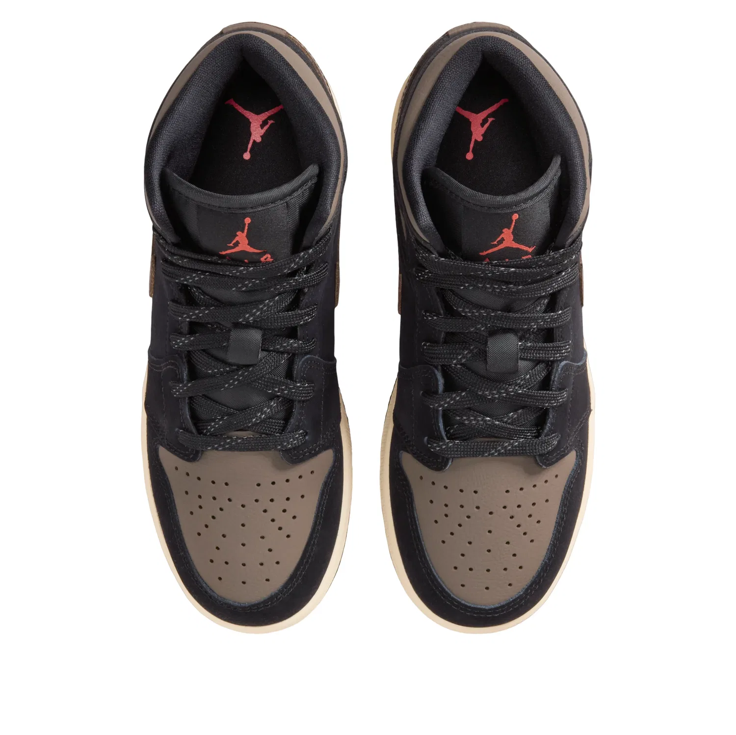 Детские кроссовки с синтетическим верхом Air Jordan 1 Mid SE 'Olive Grey' Jordan, Black/Light Wild Mango/Muslin/Olive Grey — фото 4