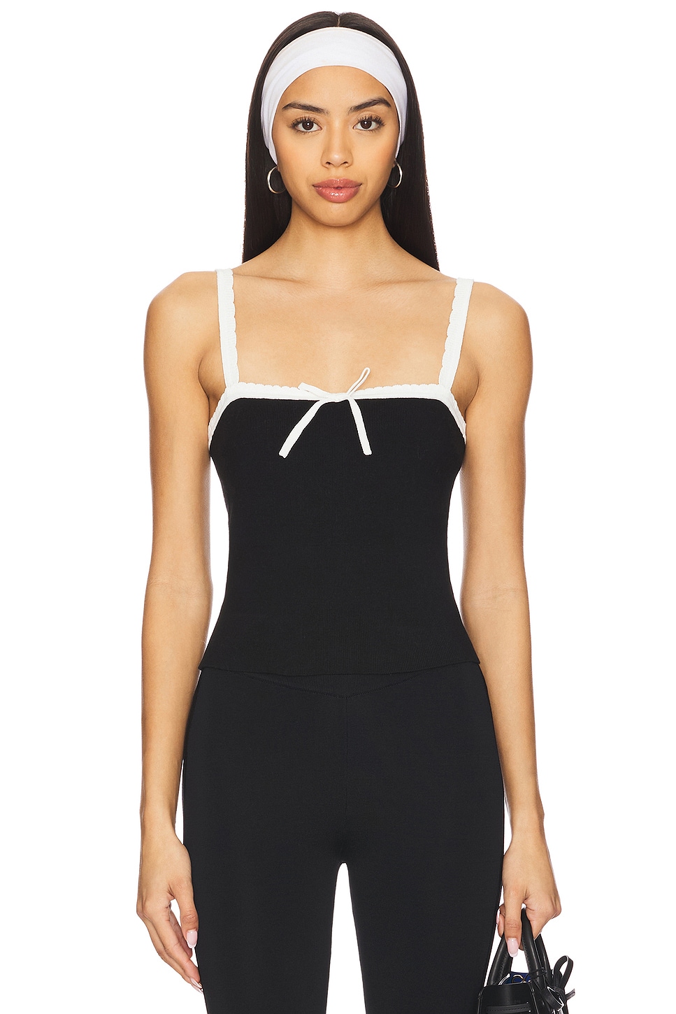 

Топ Alinda Majorelle, black