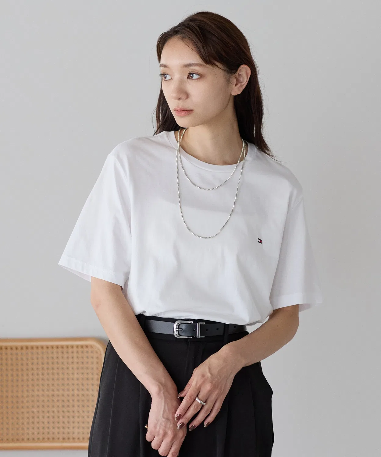Унисекс футболка с вышивкой флага Oversize Core Flag Tee TOMMY HILFIGER, Серый — фото 3