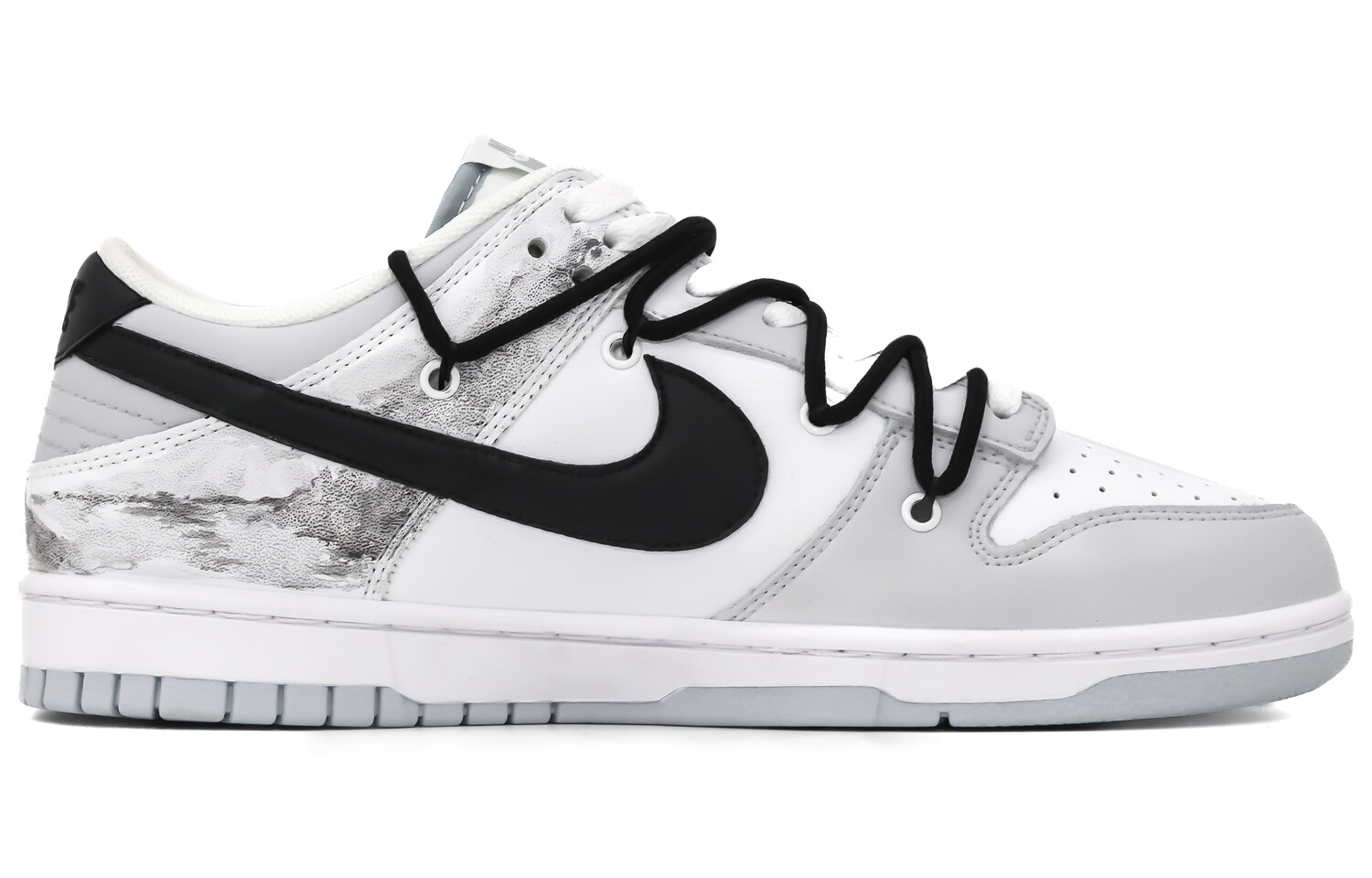 

Кроссовки Nike Dunk Skateboard Shoes Women's Low-Top White Gray Black