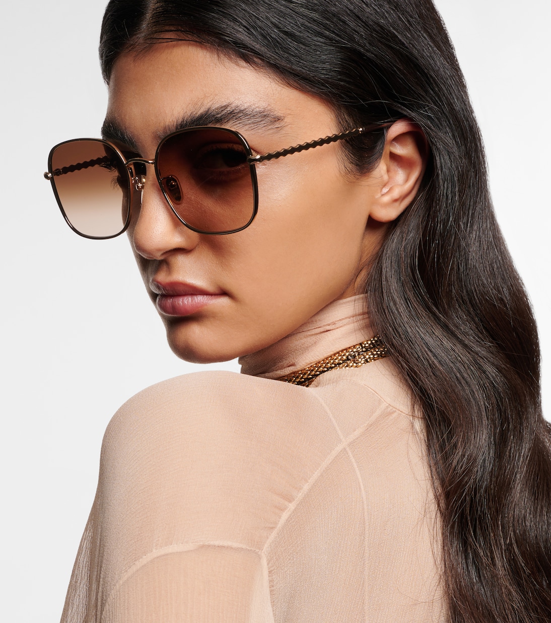 Солнцезащитные очки квадратной формы с фигурными краями Chloé, Gold-Gold-Brown — фото 3