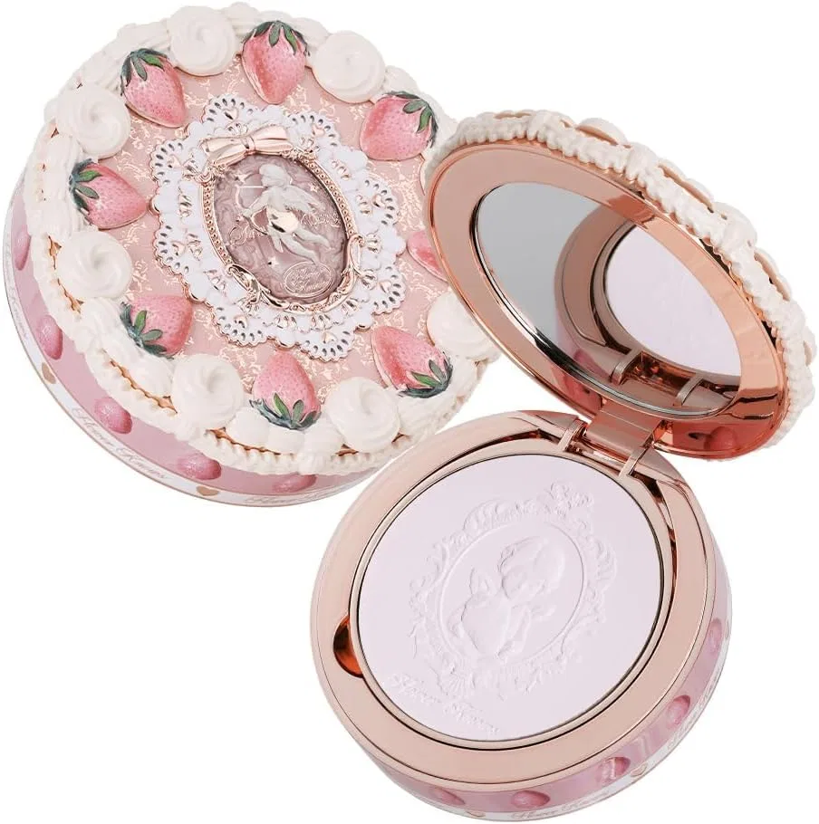 Пудра компактная матовая Flower Knows Strawberry Cupid 01 Soft Lavender 9.5 г