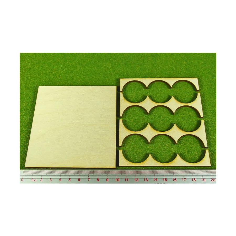 

Поднос для рангов - форма 3х3, круглые основания 30 мм., Miniature Movement Trays - Rank (Litko Aerosystems)