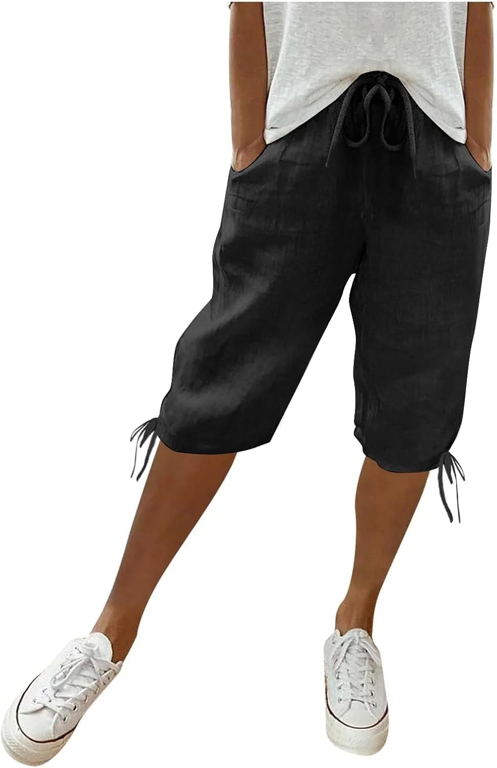 

Бермуды женские с поясом на шнурке и карманами