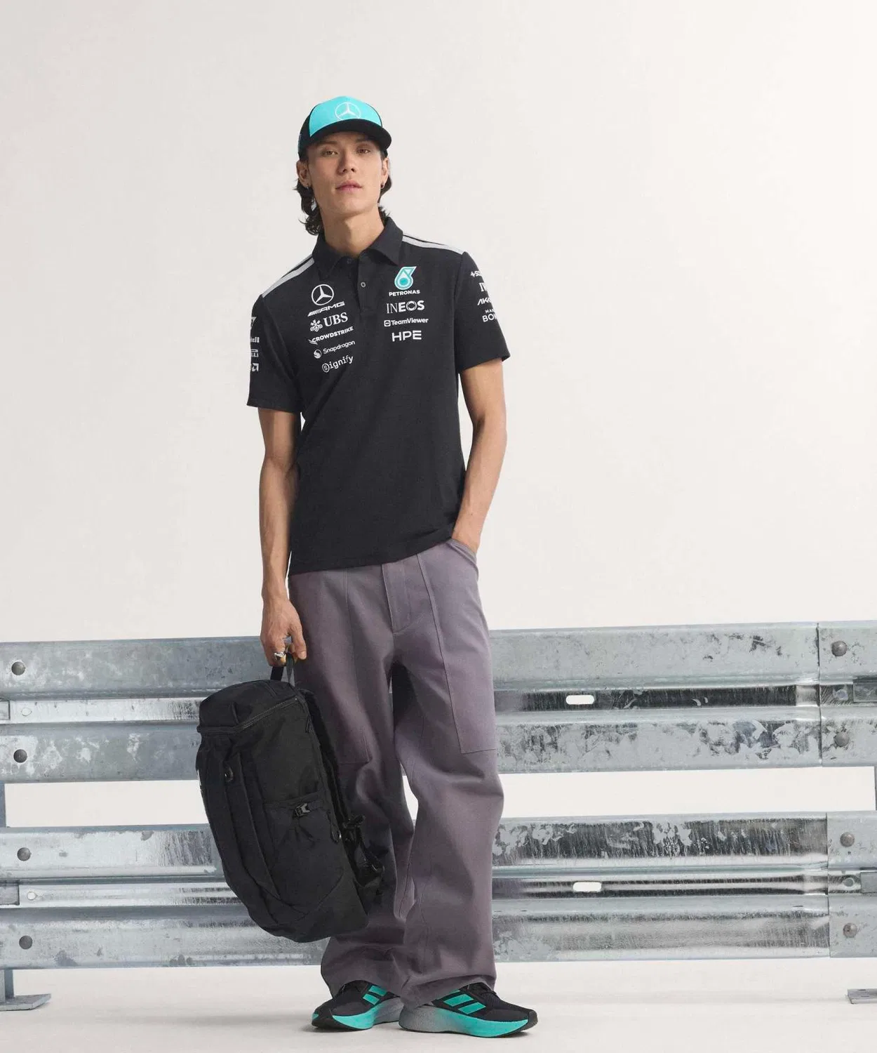 Мужская футболка-поло с длинным рукавомMercedes AMG Petronas F1 Team Engineer Adidas, Черный — фото 4