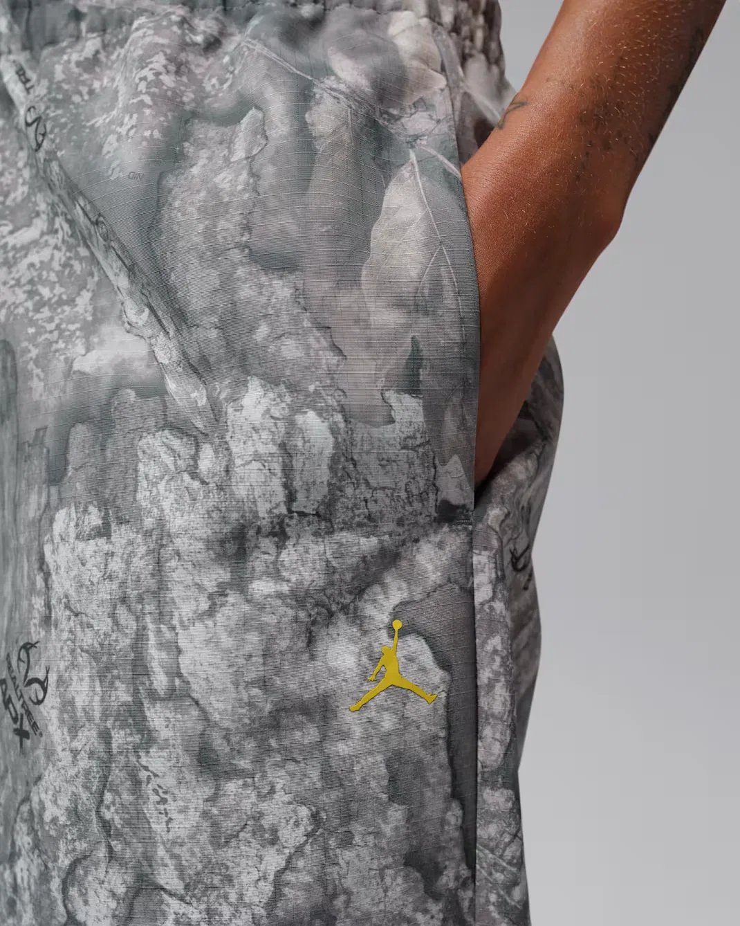Женские брюки Realtree Jordan Brooklyn, White/Bright Citron — фото 4