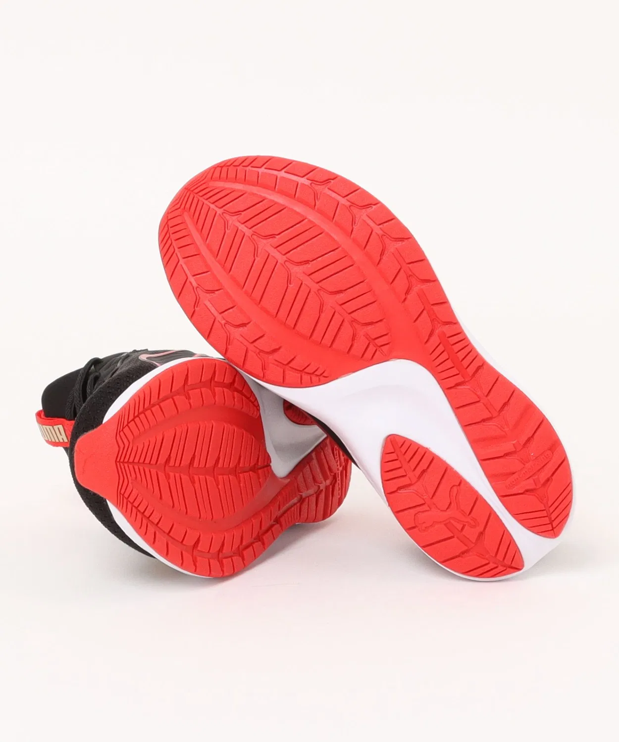 Детские кроссовки с технологией EASE IN, модель Skyrocket Lite 2 Ease In PUMA, Black/F.Red — фото 3