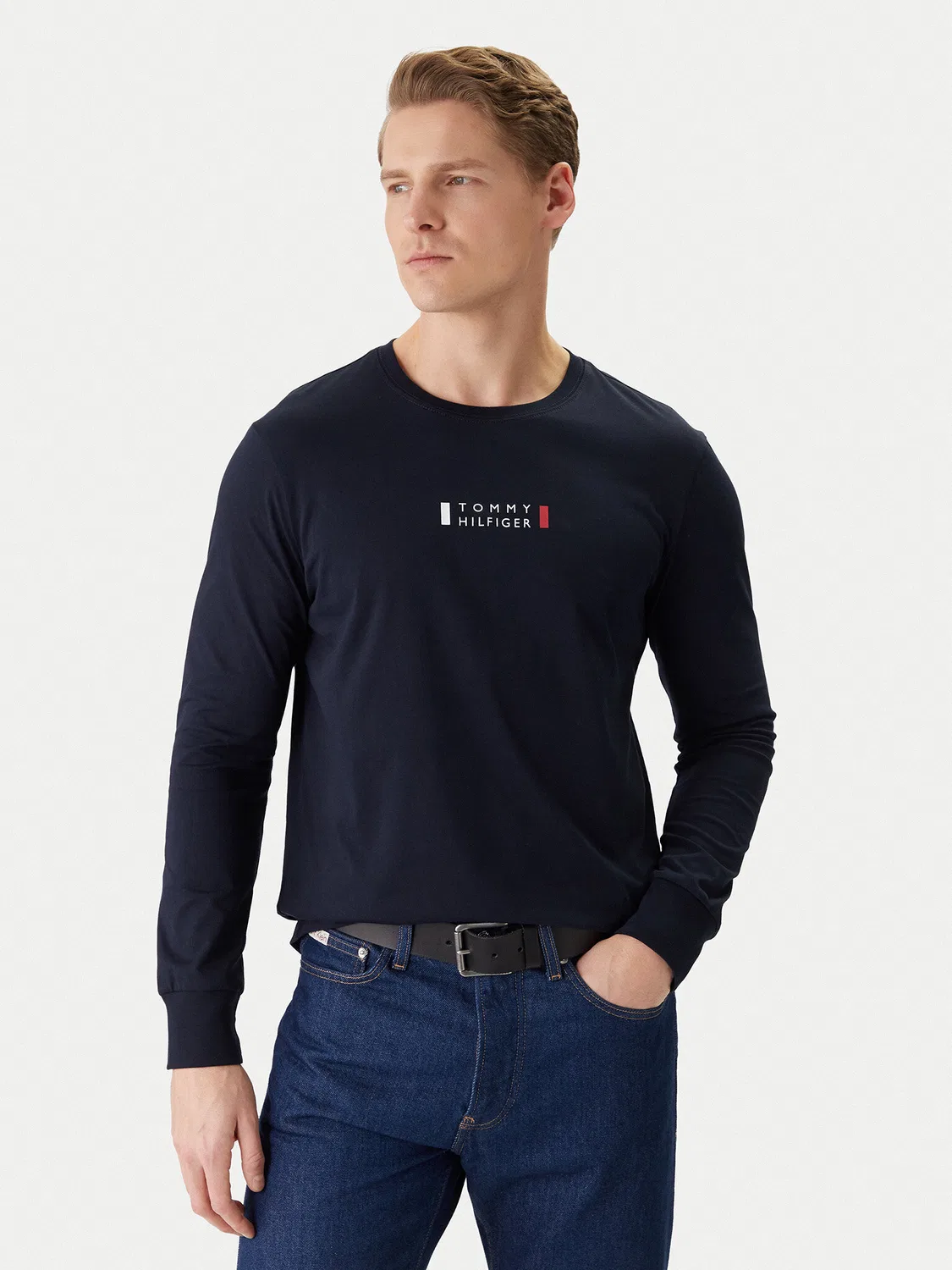 Мужской лонгслив приталенного кроя Brand Love Ls Tee Tommy Hilfiger, темно-синий
