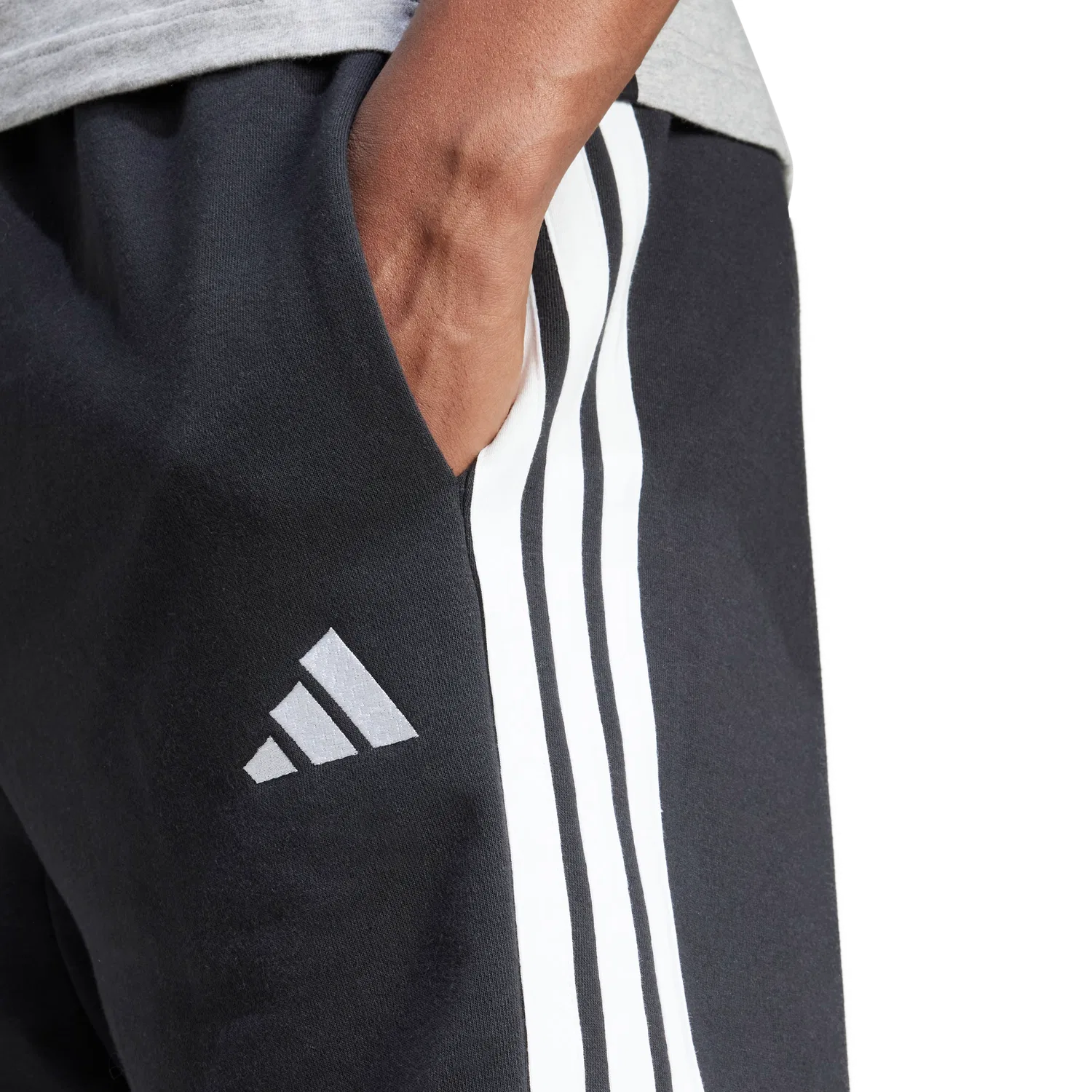 Мужские шорты спортивные Adidas, черный — фото 3