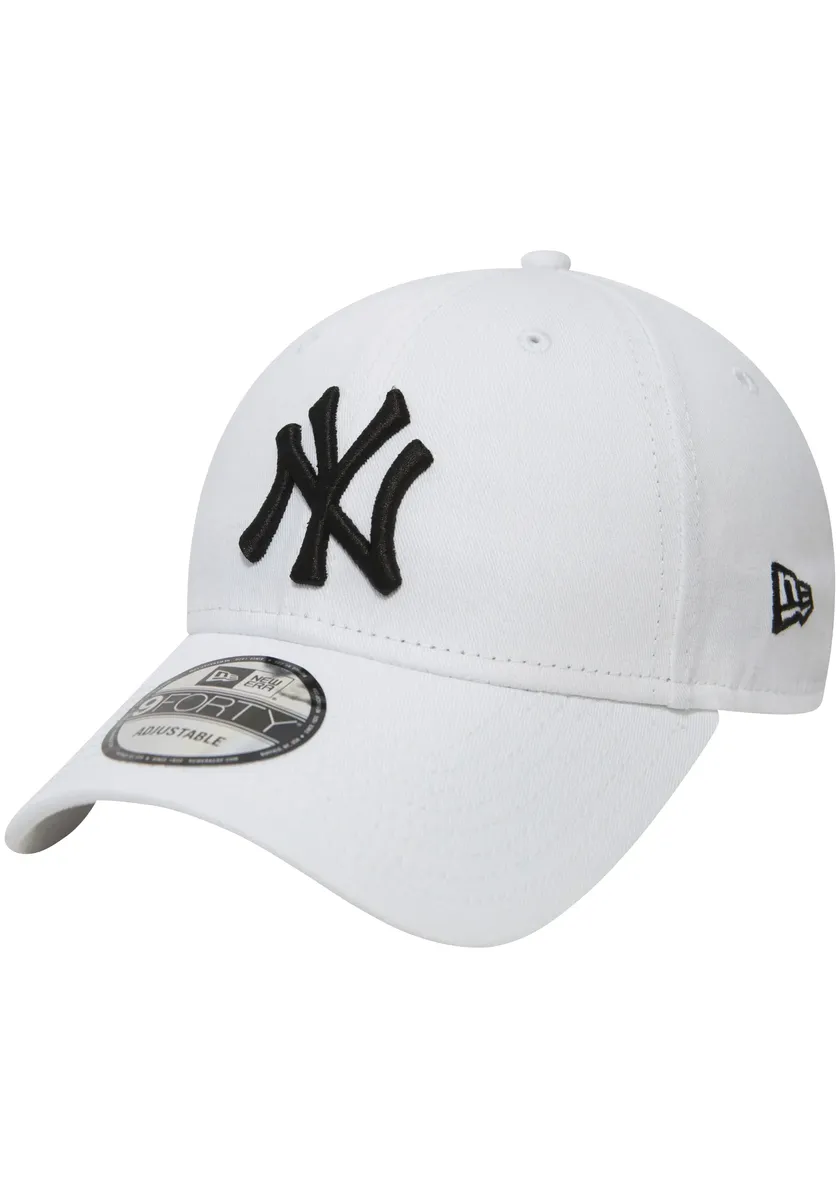 

Бейсболка New Era "LEAGUE ESSENTIAL 9FORTY LEAGUE", черный