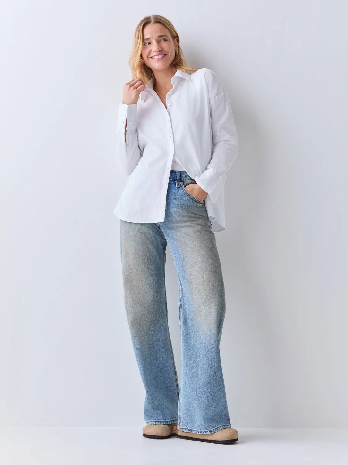 Джинсы клеш свободные, Mid Blue Denim Levi's