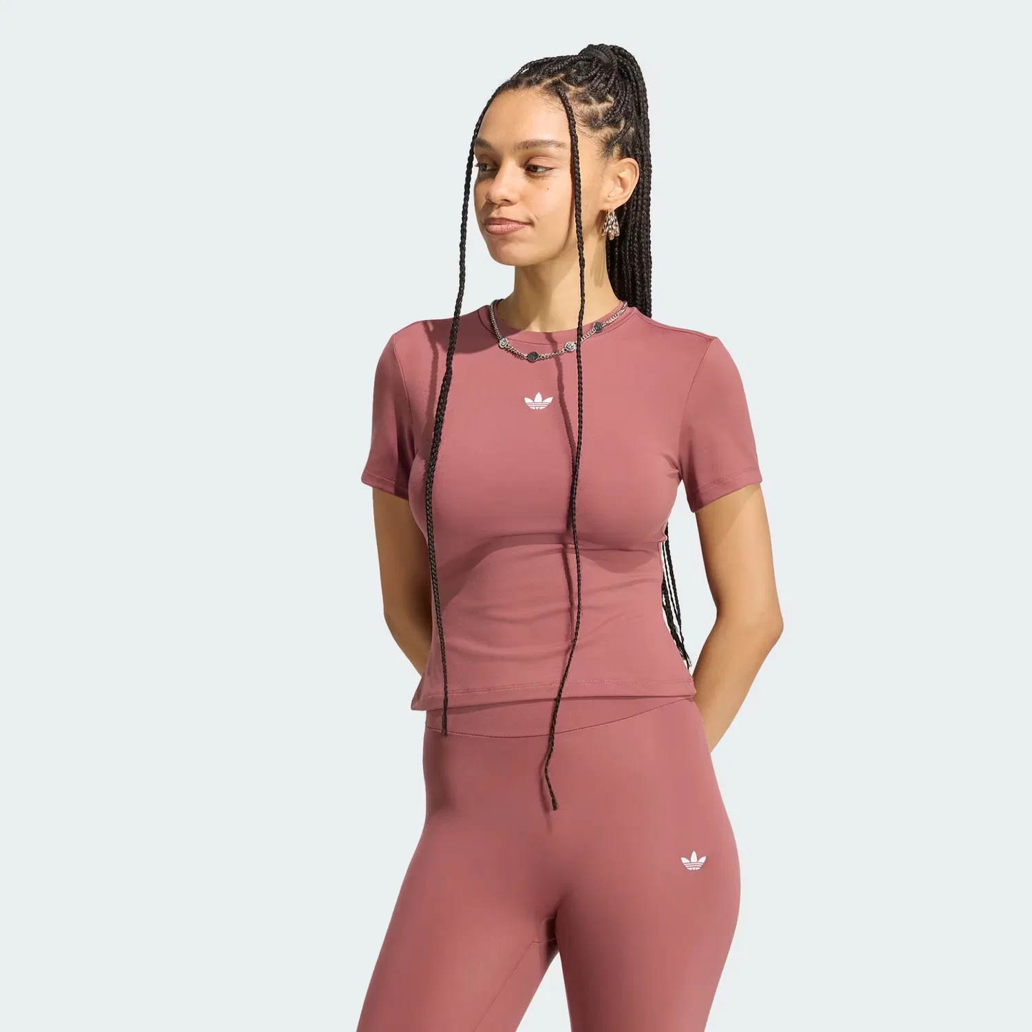 Женская футболка с облегающим кроем Essentials Polyester Short Sleeve T-Shirt Adidas Originals, бордовый