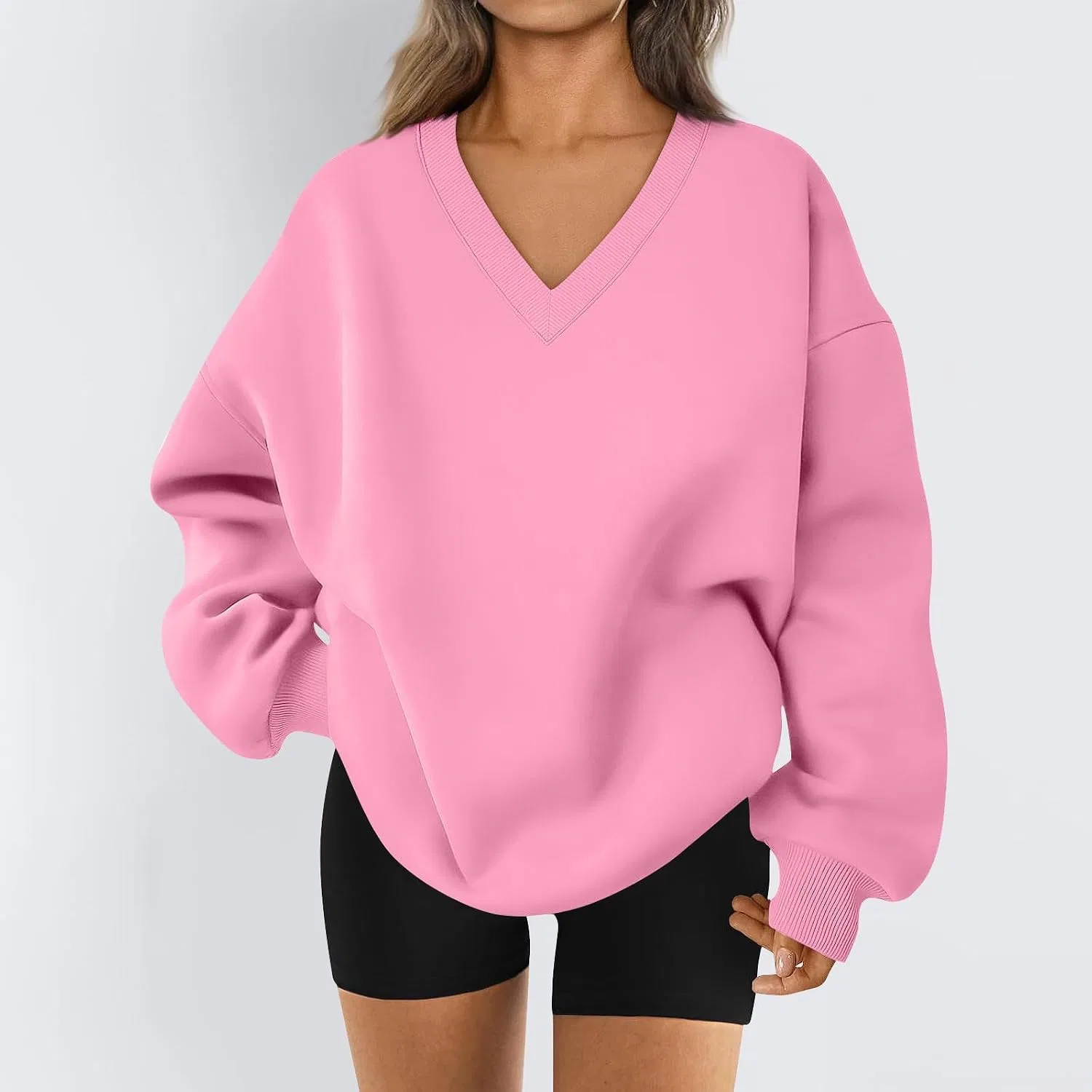 Женский свитшот оверсайз с V-образным вырезом, 03-pink — фото 2