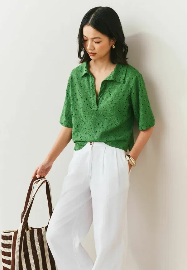 Поло с вышивкой Regular fit - broderie short sleeve polo top, Next, зеленый