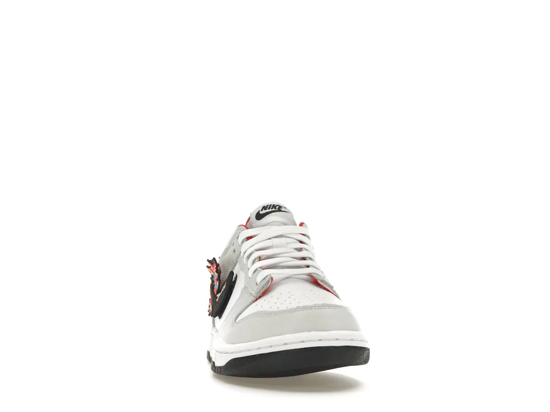 Детские кроссовки с принтом Nike Dunk Low Nike, White/White/University Red/Black — фото 2
