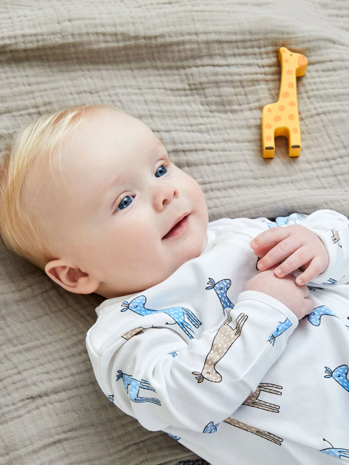 Боди-слип с зиппером JoJo Maman Bébé, белый с жирафом — фото 2