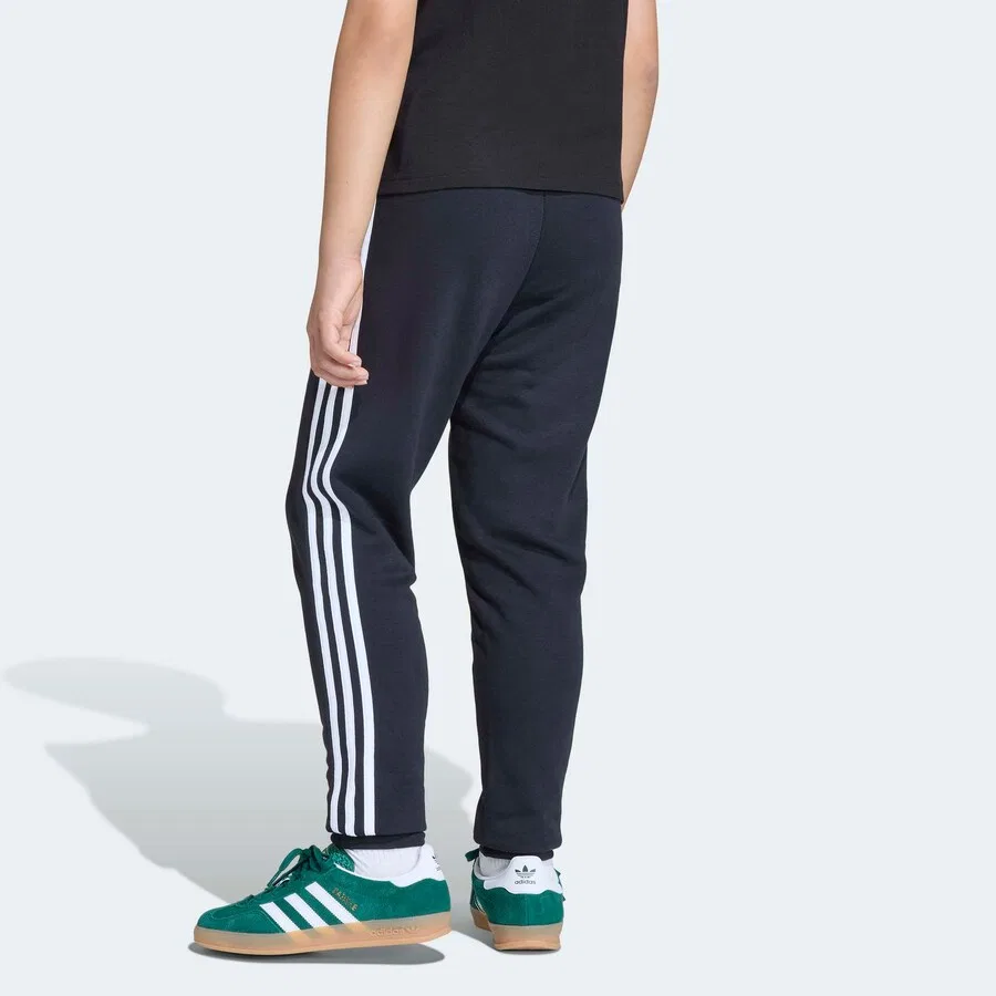 Зауженные брюки ADIDAS ORIGINALS черного цвета — фото 4