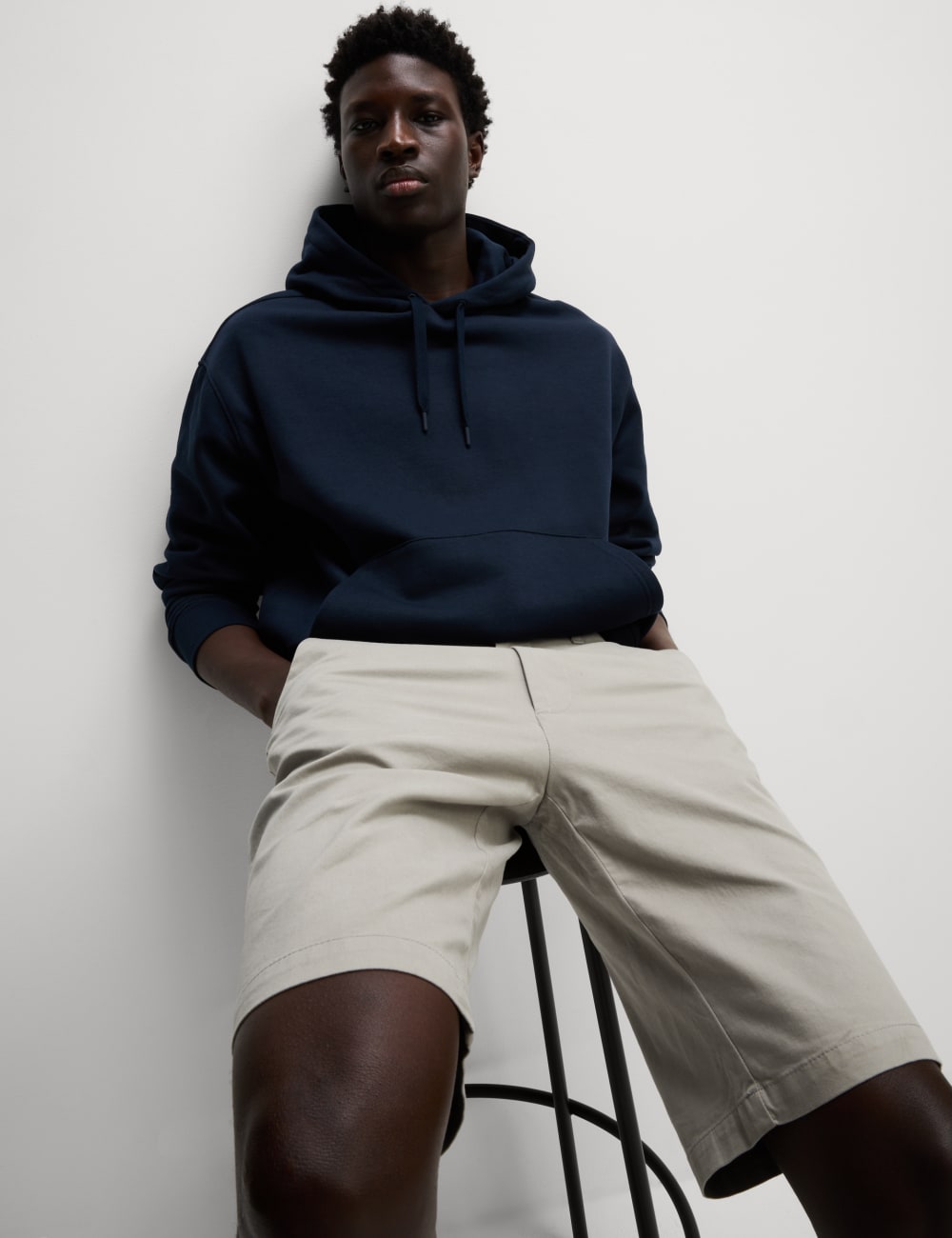 

Эластичные шорты-чиносы Regular Fit Marks & Spencer, цвет Pebble