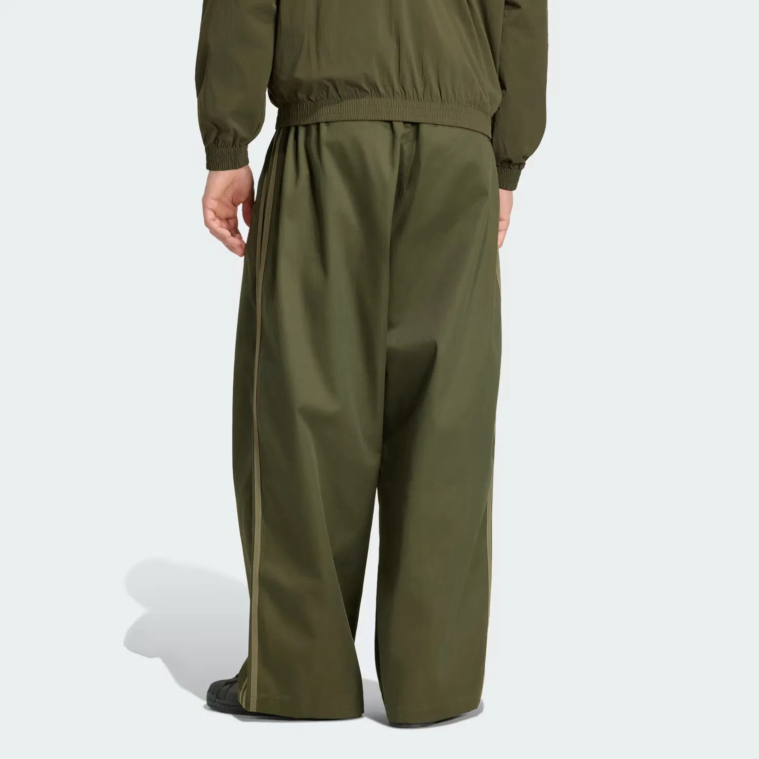 Мужские брюки оверсайз Adicolor SST Cotton Twill Adidas Originals, Night Cargo — фото 2