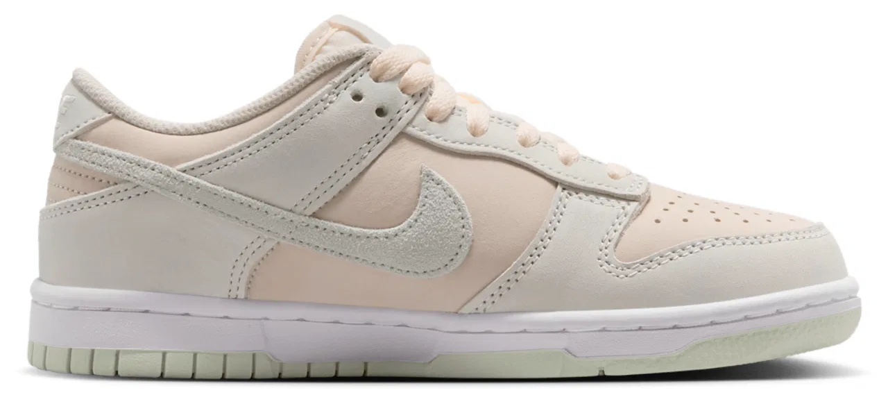 Кроссовки для мальчиков Nike Dunk Low Suede, цвет Chalk/Barely Volt/White