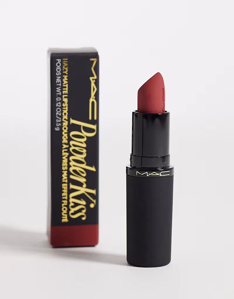 Матовая помада MAC Powder Kiss Hazy Matte Lipstick - Dubonnet Buzz — фото 3