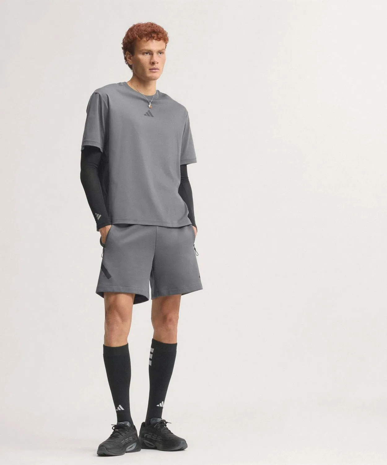 Мужские шорты с регулируемым поясом Adidas Z.N.E., Серый — фото 2