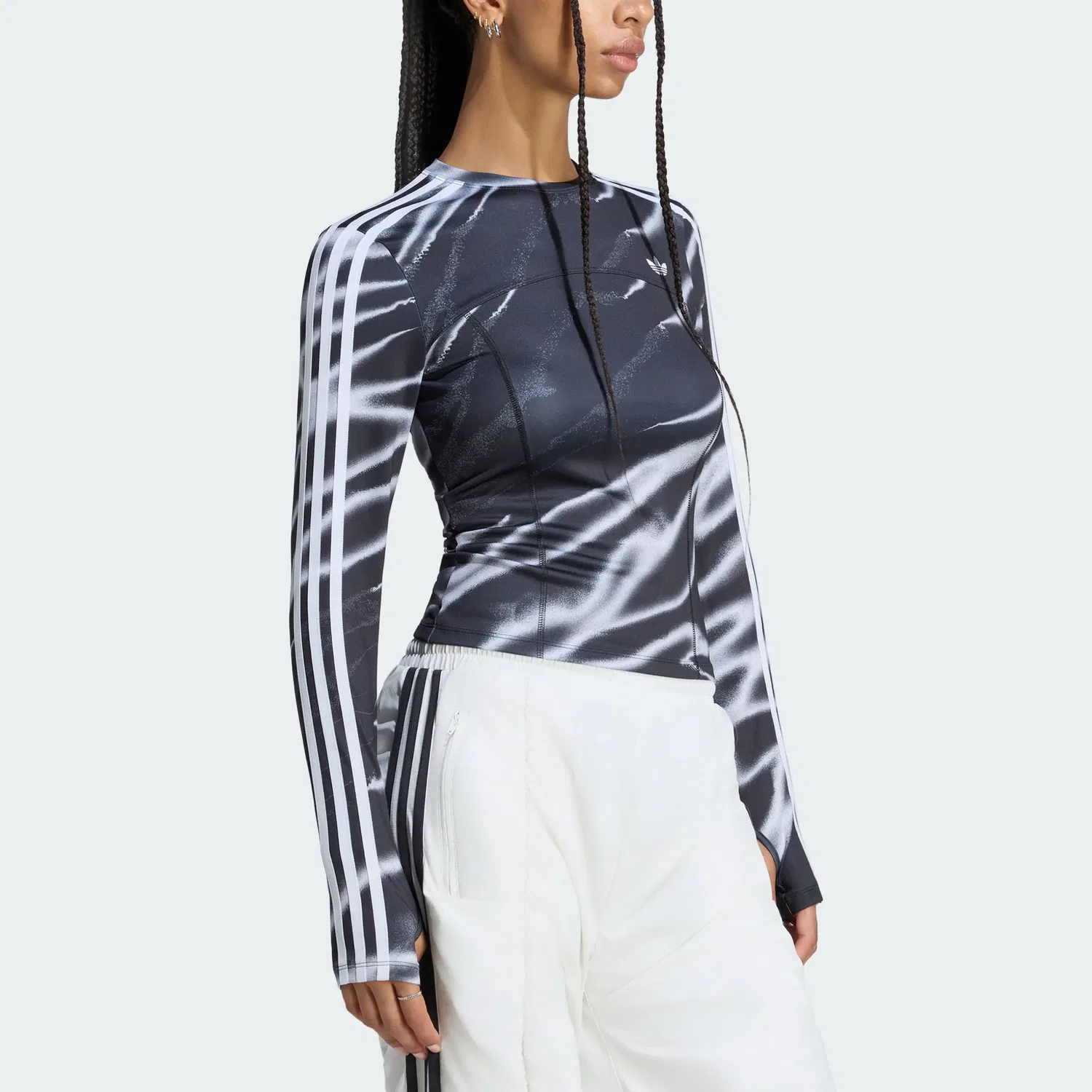 Женская футболка с круглым вырезом Adidas Originals ADILENIUM, Black — фото 4