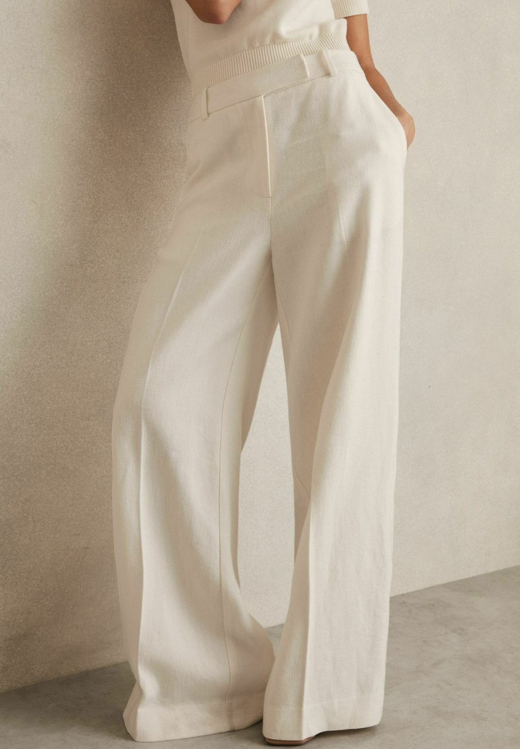 

Брюки DEVON BLEND WIDE LEG Reiss, белый