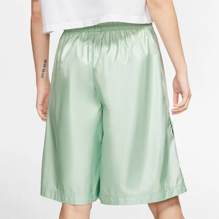 Женские шорты Nike Frosty Grass Green — фото 4