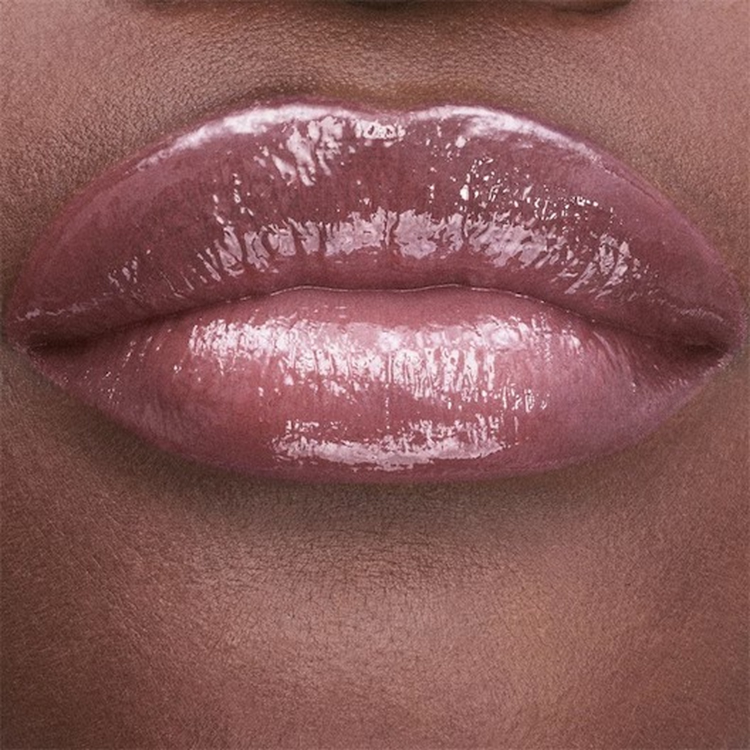 Блеск для губ Yves Saint Laurent Loveshine Candy Glaze, 44 - Nude Lavallière, 3,2 г — фото 3