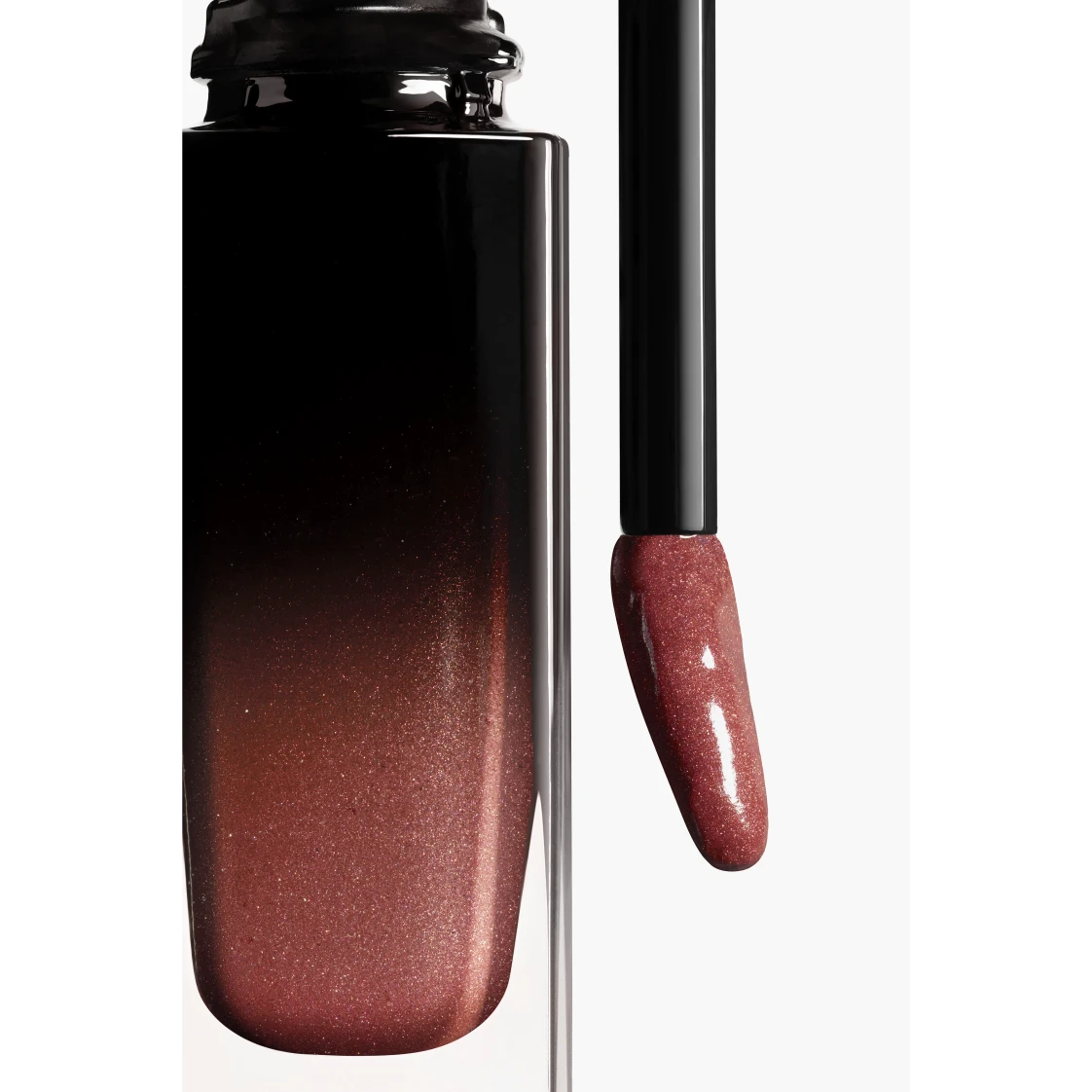 

Жидкая помада Rouge Allure Laque Chanel, 88 rose mystere, 5,5 мл