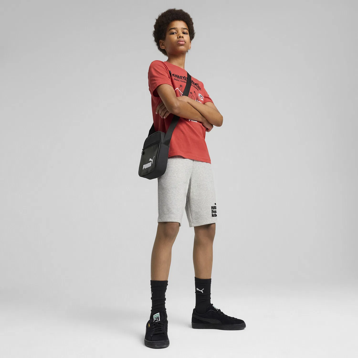 Детские удлиненные шорты с графическим принтом Mid 90s Puma, Grau Schwarz — фото 4