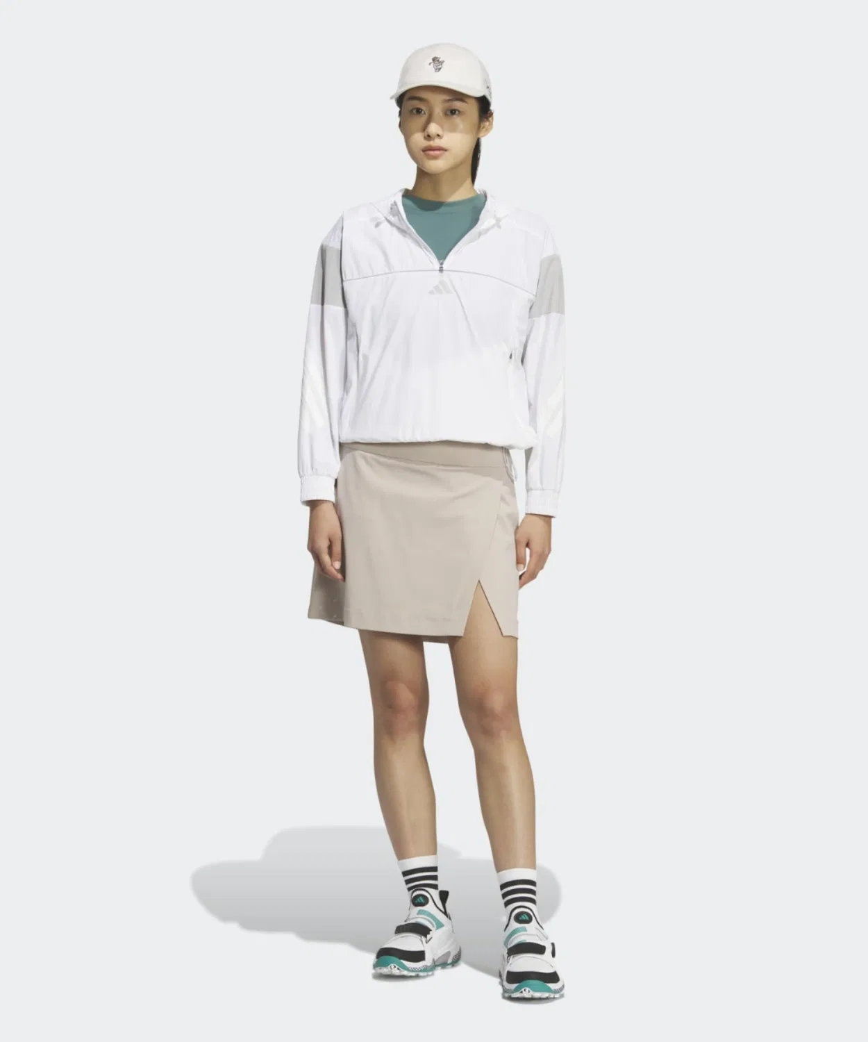 Женский пуловер с четверть-застежкой, с капюшоном, Adidas Golf, Белый — фото 4