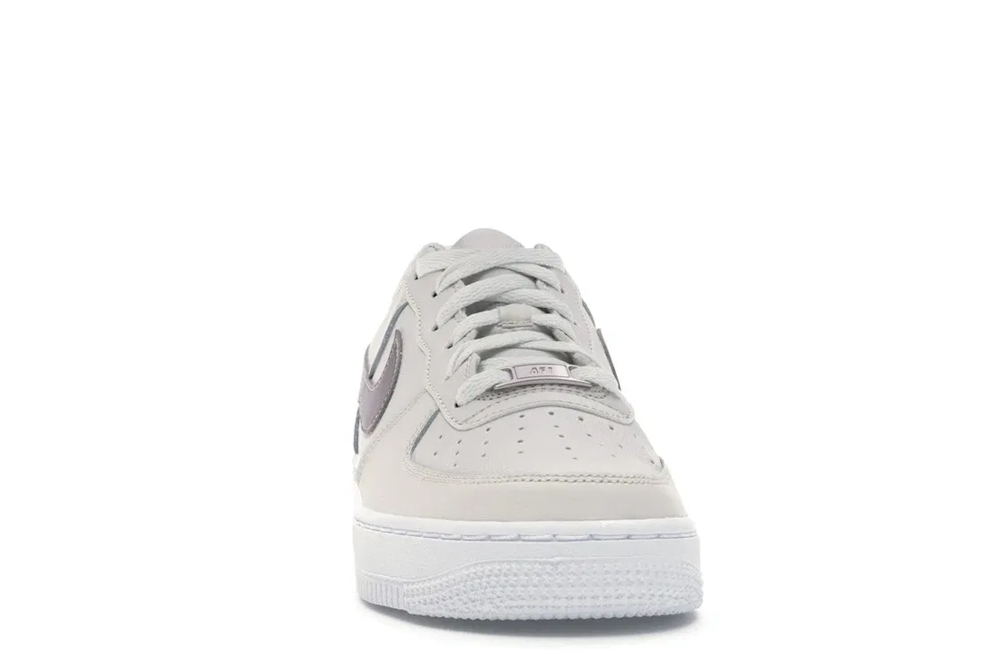 Детские кроссовки с низким силуэтом Nike Air Force 1 Low, Phantom/White-Metallic Red Bronze — фото 2