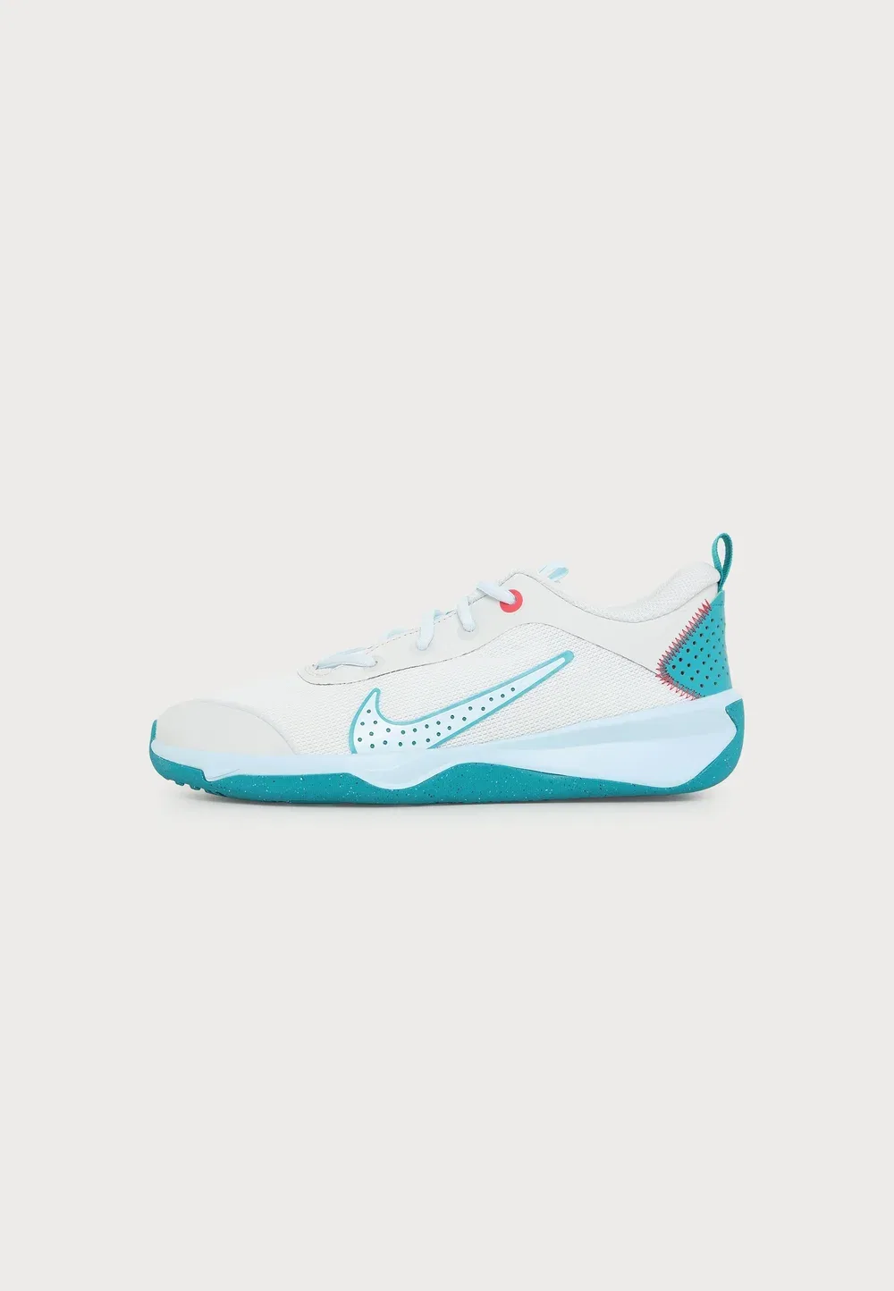 Универсальные кроссовки для бега по городу Omni для всех типов кортов Nike Performance, Off White/Glacier Blue/Energy/Tropical Pink/Bright Spruce