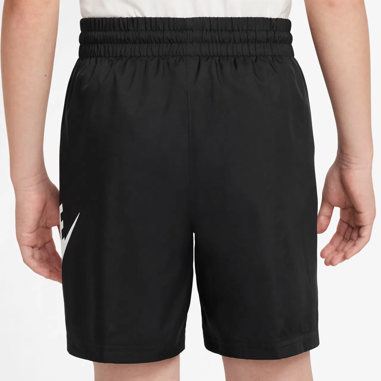 Шорты для мальчиков NSW Club HBR Woven 6 Inch Nike, белый/черный — фото 2