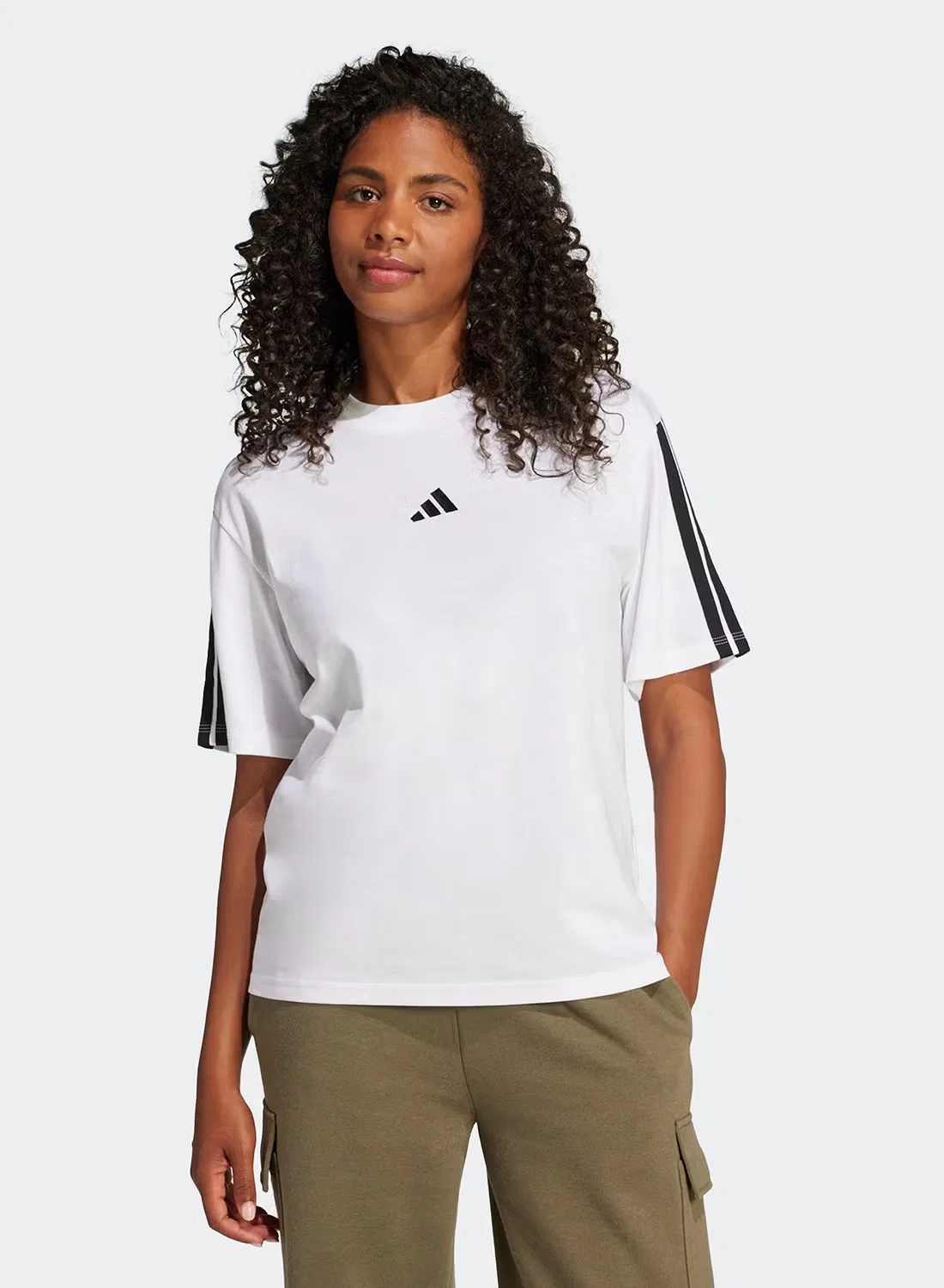 Футболка свободного кроя с принтом 3-Stripes boyfriend Adidas, белый