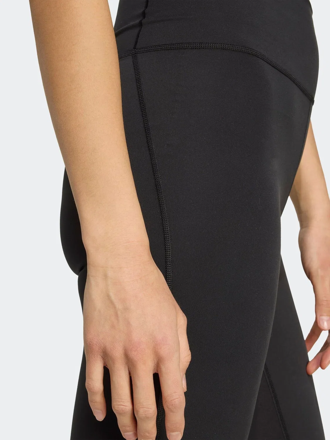 Леггинсы с расклешенными штанинами adidas All Me Essentials, черный — фото 4