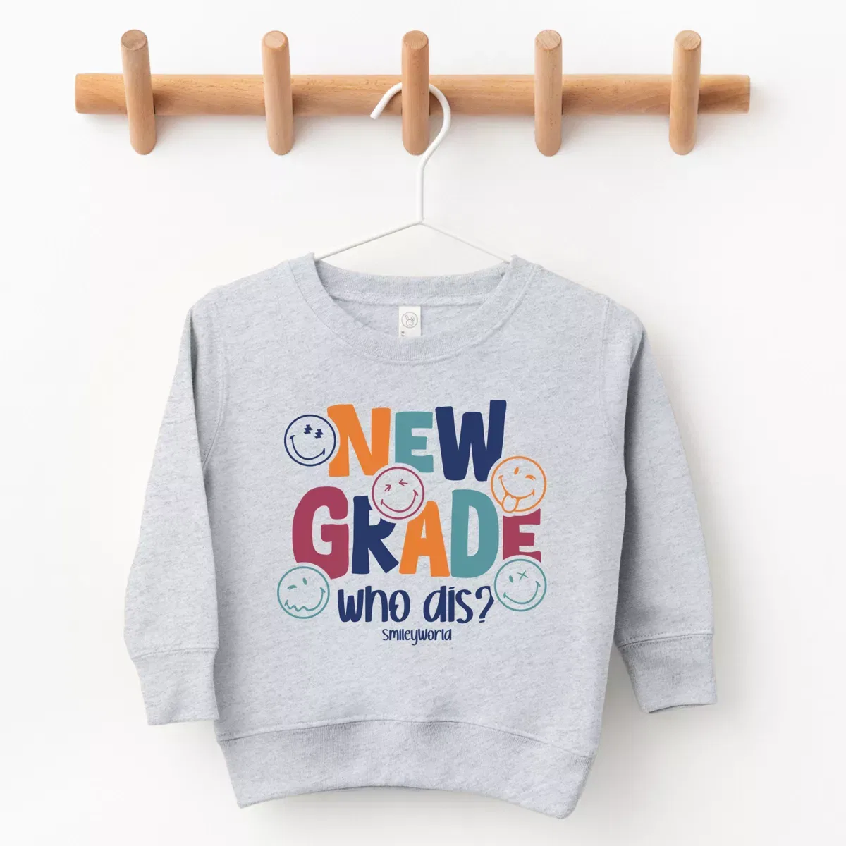 Детский свитшот с принтом SmileyWorld New Grade Who Dis? The Juniper Shop, Heather Grey — фото 2