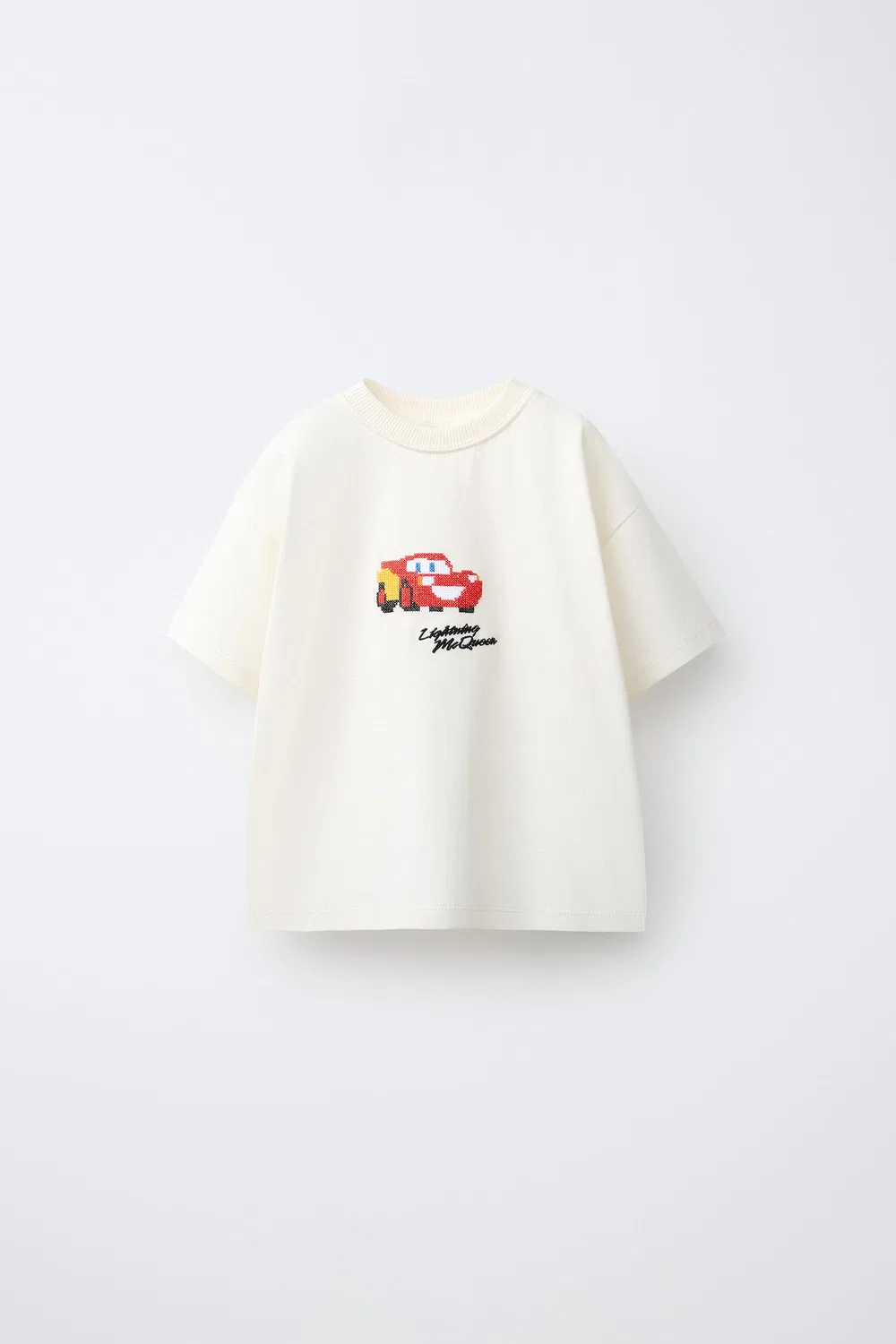 Футболка с вышивкой "Тачки: Молния Маккуин" DISNEY/PIXAR ZARA, Oyster-white