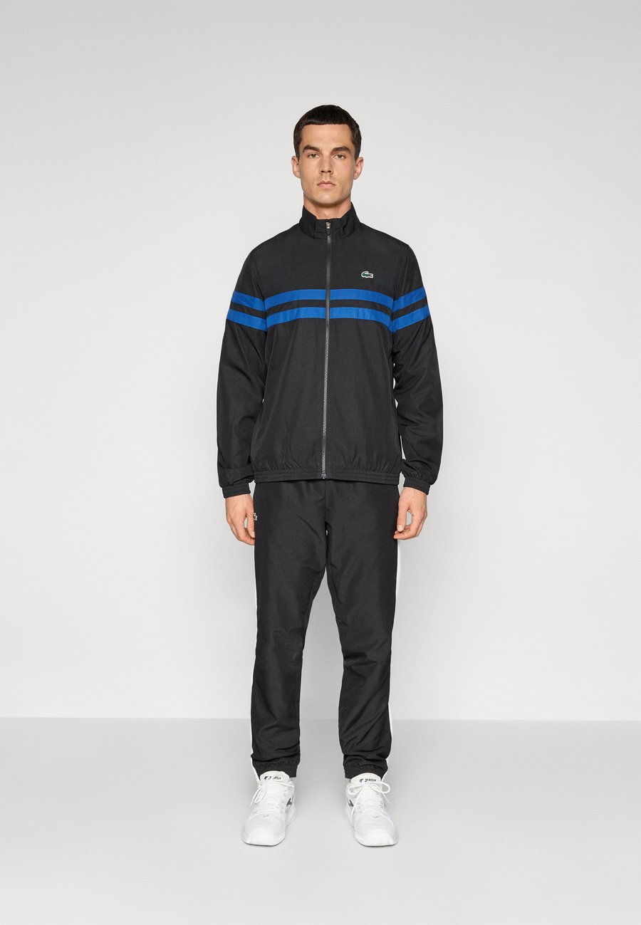 Спортивный костюм Lacoste Sport TENNIS TRACKSUIT SET, Black/France Blue/White/Black — фото 3