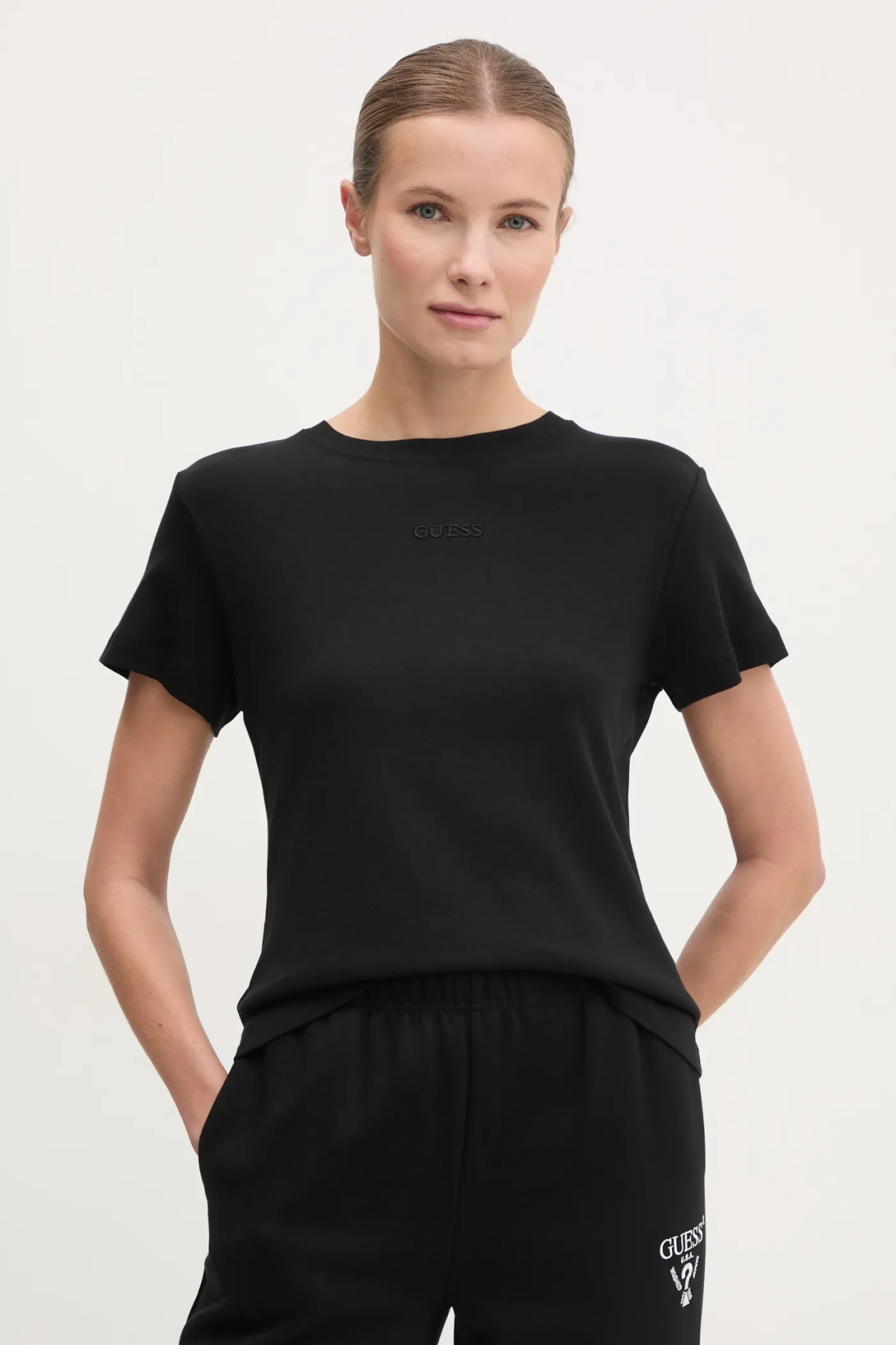 

GELSEY хлопковая футболка Guess, черный