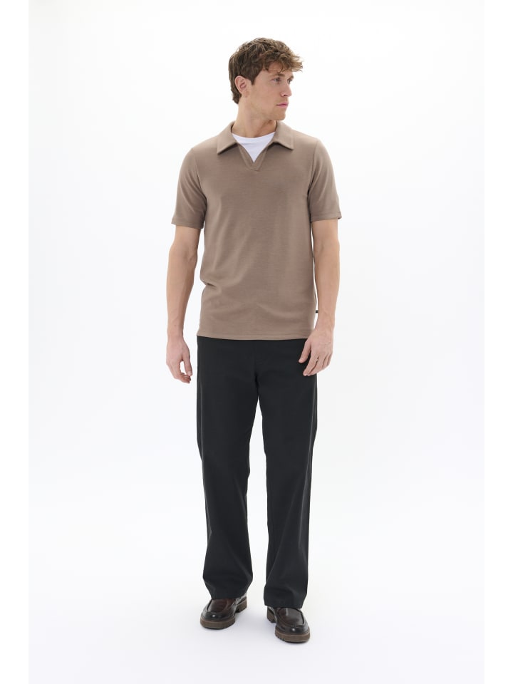 

Прямой вязаный свитер MAPolo в ореховом цвете Matinique