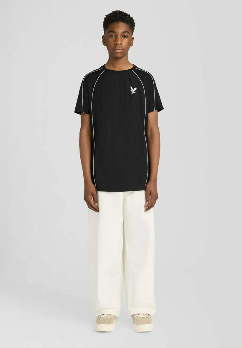 Футболки Ss со светоотражающей окантовкой - футболка с принтом Lyle & Scott, Z Jet Black
