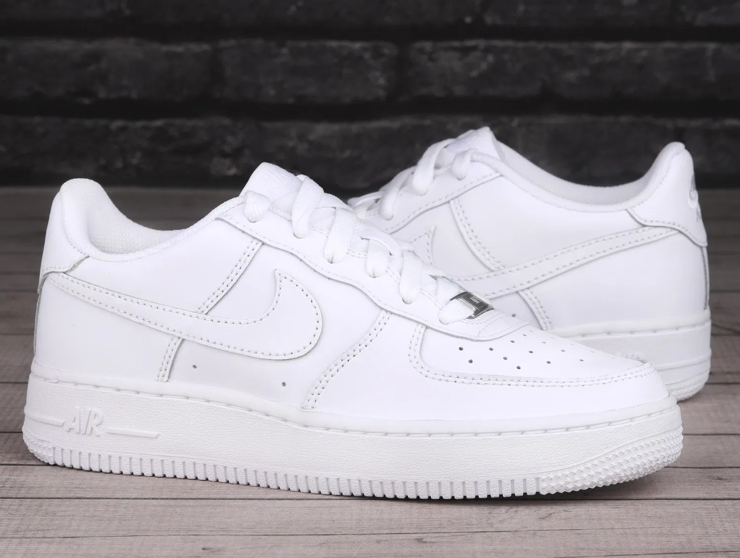 Детские кроссовки из натуральной кожи Nike Air Force 1, Weiss — фото 2