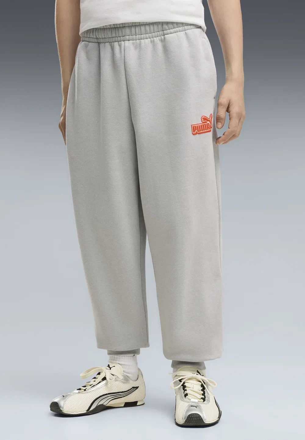 Спортивные штаны Essentials logo lab relaxed jogginghose - tracksuit bottoms Puma, Gray Echo — фото 2