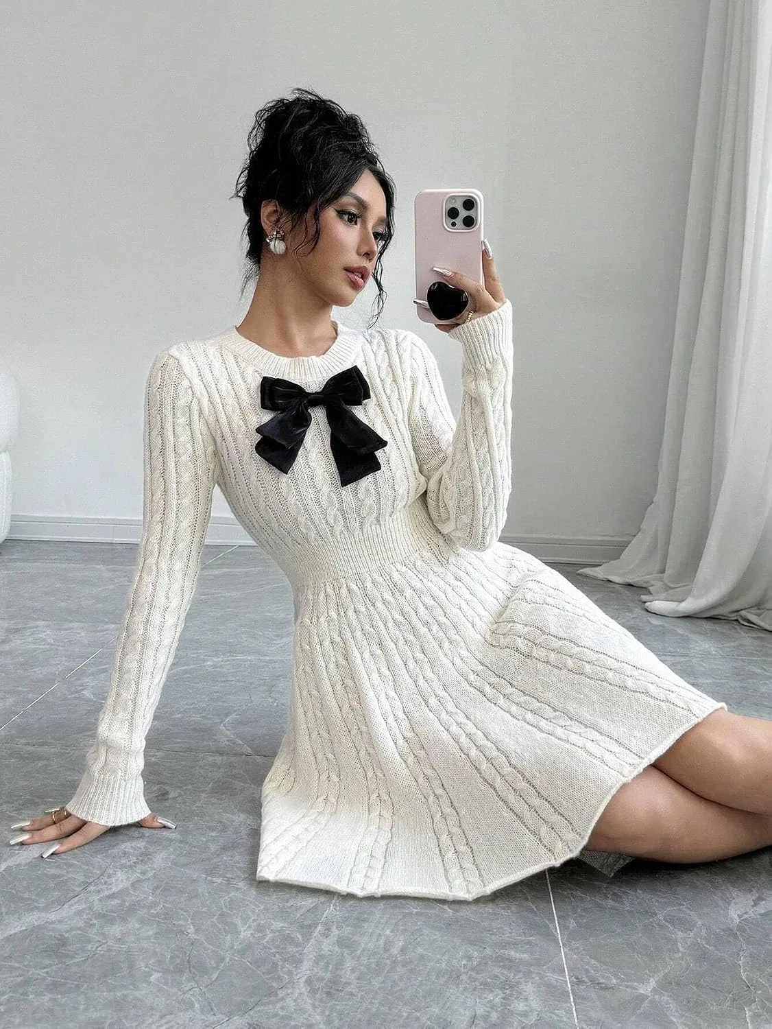 Женское элегантное платье-свитер с круглым вырезом Beige — фото 4