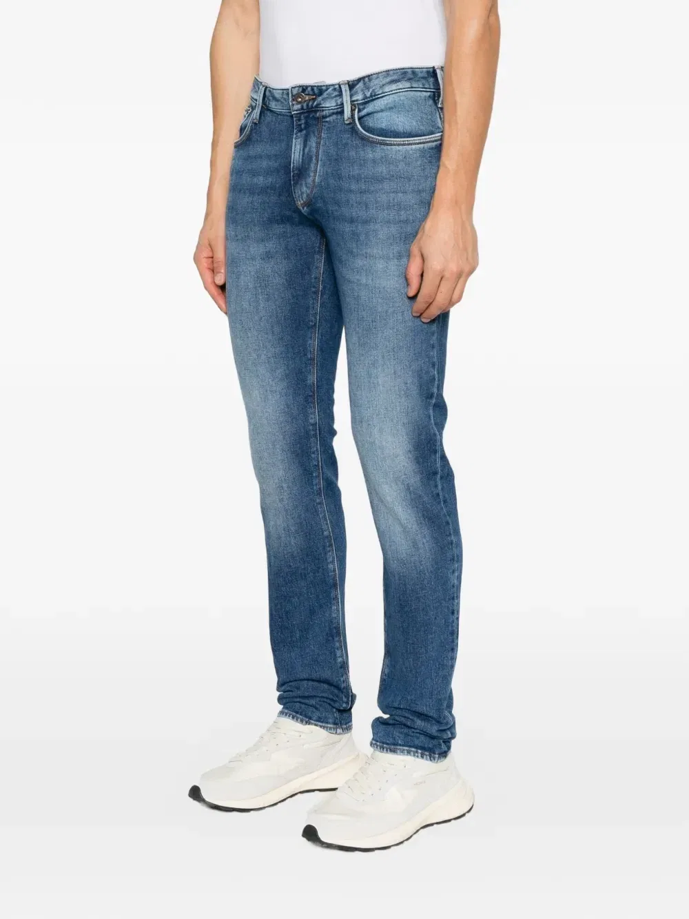 Джинсы J06 зауженного кроя с эффектом потертости EMPORIO ARMANI, синий — фото 3