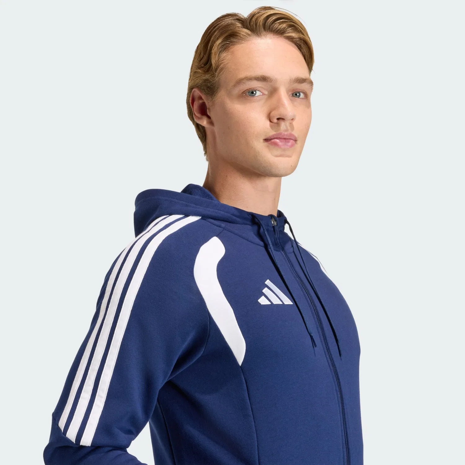Толстовка на молнии Adidas Performance Athletic Tiro26 League темно-синего цвета — фото 4
